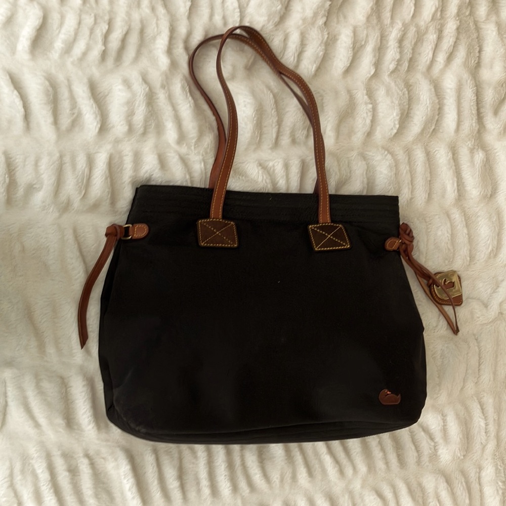 Black peek-a-boo hot pink stunning purse